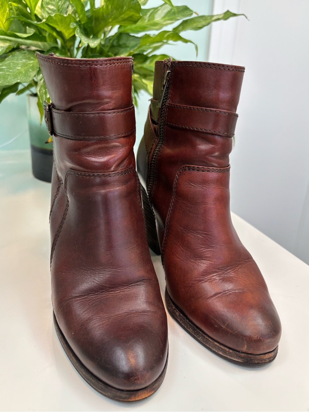 Frye Patty Redwood Leather Ankle Boots | Size 7.5M - Picture 3 of 16
